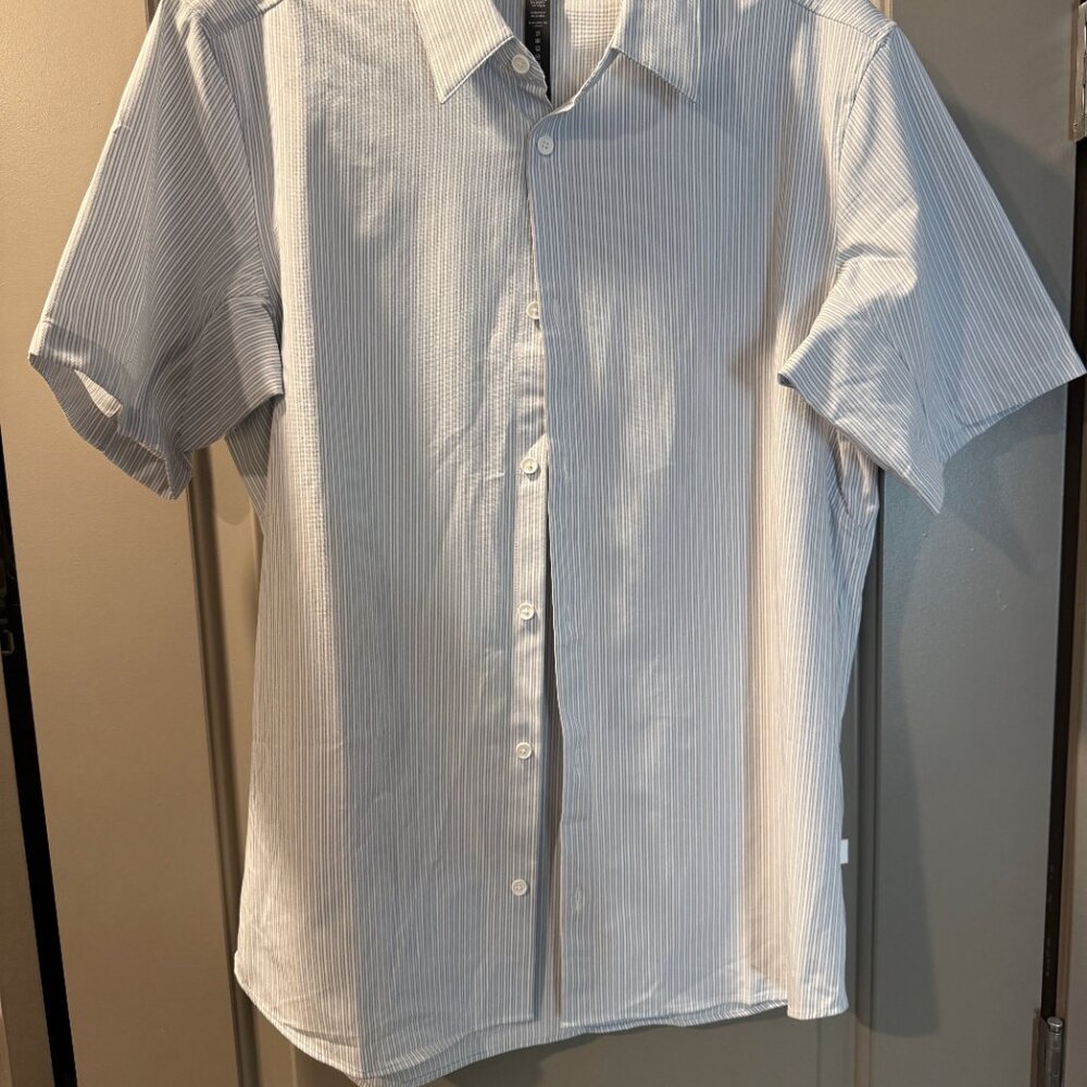 Lululemon New Venture Short-Sleeve Shirt Inline Stripe White Blue Large